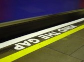“Mind the Gap” // Foto de Steve Taint via stock.xchng