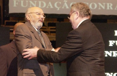 Em premiação da Fundação Conrado Wessel, em 2007