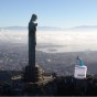 WWF Brasil monta balde gigante ao lado do Cristo Redentor no Dia do Meio Ambiente, em 2005, pela defesa dos recursos hídricos. (Crédito: WWF-Brasil)