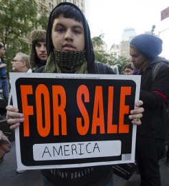 "EUA: Vende-se". Foto de Bob Jagendorf/ Flickr