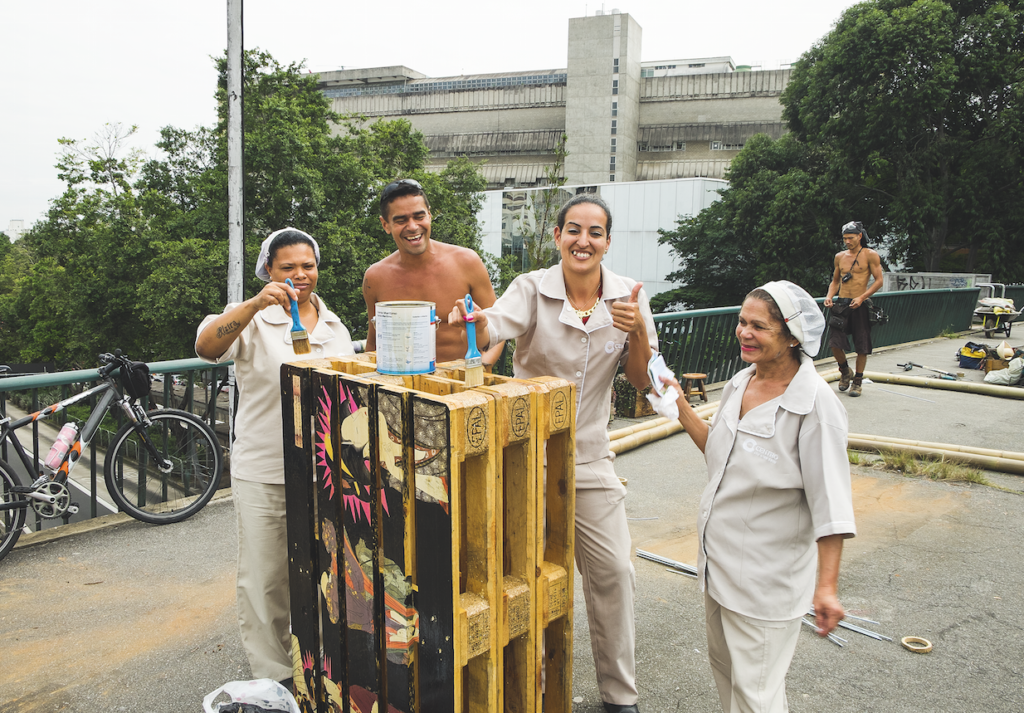 Pernas pra que te quero