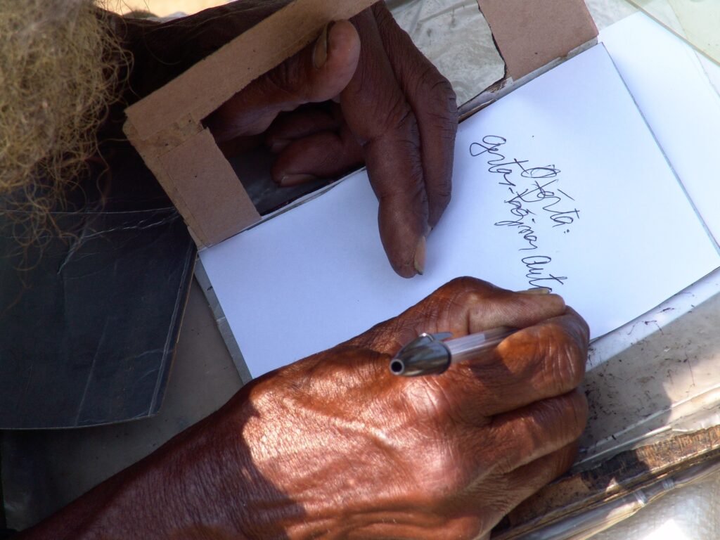 Última – As mil e uma páginas