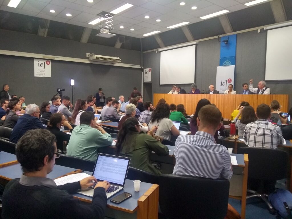 Ex-ministros do Meio Ambiente unem-se em encontro histórico para alertar sobre desmonte