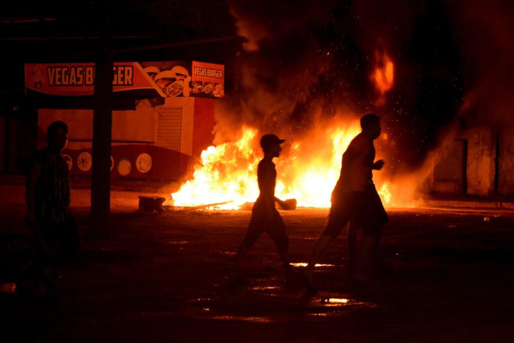 O Sol e a escuridão